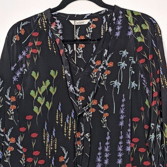Tucker The Long Tie Blouse After the Rain in Crepe de Chine Silk Top Floral - Picture 2 of 9